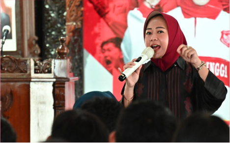 Bupati Purbalingga, Dyah Hayuning Pratiwi (Tiwi) melepas 159 atlet dan official untuk bertanding di Pekan Olahraga Pelajar Daerah (POPDA) Tingkat Karesidenan Banyumas tahun 2024, di Pendopo Dipokusumo, Rabu 01 Mei 2024.