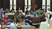 Komisi Pemilihan Umum (KPU) Kabupaten Purbalingga menyelenggarakan Rapat Pleno Terbuka Penetapan Jumlah Kursi dan Calon Terpilih Anggota DPRD Kabupaten Purbalingga Pemilu 2024, di Andrawina Hotel Owabong Bojongsari, Kamis 2 Mei 2024 malam. Komisi Pemilihan Umum (KPU) Kabupaten Purbalingga menyelenggarakan Rapat Pleno Terbuka Penetapan Jumlah Kursi dan Calon Terpilih Anggota DPRD Kabupaten Purbalingga Pemilu 2024, di Andrawina Hotel Owabong Bojongsari, Kamis 2 Mei 2024 malam.