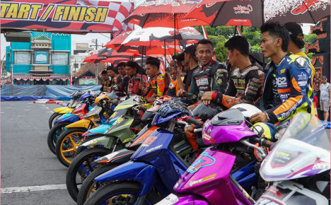 Kejurprov Jateng Road Race Seri 2 tahun 2024 sukses terselenggara di sirkuit dadakan alun-alun Purbalingga, Sabtu 10 Agustus 2024 dan Minggu 11 Agustus 2024. Kejurprov Jateng Road Race Seri 2 tahun 2024 sukses terselenggara di sirkuit dadakan alun-alun Purbalingga, Sabtu 10 Agustus 2024 dan Minggu 11 Agustus 2024.