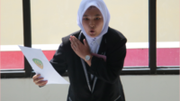 Peserta unjuk kebolehan dalam Lomba Baca Puisi Piala Bergilir Bupati Purbalingga-Piala Tetap Ketua Umum Karang Taruna Kabupaten Purbalingga, di lantai 3 Gedung Perpustakaan Daerah Purbalingga, Kamis 1 Agustus 2024 Peserta unjuk kebolehan dalam Lomba Baca Puisi Piala Bergilir Bupati Purbalingga-Piala Tetap Ketua Umum Karang Taruna Kabupaten Purbalingga, di lantai 3 Gedung Perpustakaan Daerah Purbalingga, Kamis 1 Agustus 2024