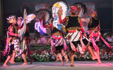 Pemerintah Kabupaten (Pemkab) Purbalingga menyelenggarakan Festival Ebeg, di GOR Mahesa Jenar, Sabtu 25 Agustus 2024 Pemerintah Kabupaten (Pemkab) Purbalingga menyelenggarakan Festival Ebeg, di GOR Mahesa Jenar, Sabtu 25 Agustus 2024