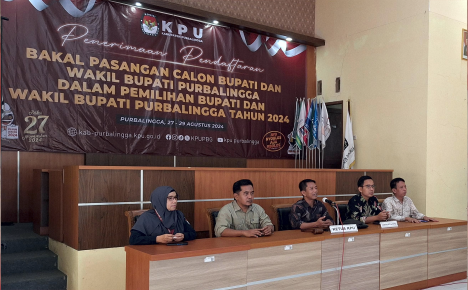 Komisi Pemilihan Umum (KPU) Kabupaten Purbalingga telah resmi membuka penerimaan pendaftaran bakal pasangan calon Bupati dan Wakil Bupati Purbalingga Tahun 2024
