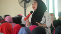 Bupati Purbalingga Dyah Hayuning Pratiwi (Tiwi) saat Peningkatan Kapasitas Ketua Kelompok Simpan Pinjam Perempuan (SPP) dan Usaha Ekonomi Produktif (UEP) BUMDESMA LKD BMM di Gedung IPHI Desa Pekiringan, Karangmoncol, Sabtu 21 September 2024. Bupati Purbalingga Dyah Hayuning Pratiwi (Tiwi) saat Peningkatan Kapasitas Ketua Kelompok Simpan Pinjam Perempuan (SPP) dan Usaha Ekonomi Produktif (UEP) BUMDESMA LKD BMM di Gedung IPHI Desa Pekiringan, Karangmoncol, Sabtu 21 September 2024.