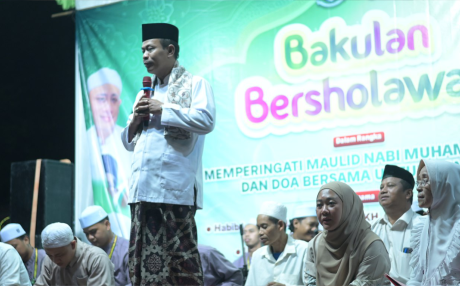 Masyarakat Desa Bakulan Kecamatan Kemangkon menyelenggarakan Bakulan Bersholawat dalam rangka Maulid Nabi Muhammad SAW bersama KH Ahmad Gunanto, Kamis 12 September 2024 malam. Masyarakat Desa Bakulan Kecamatan Kemangkon menyelenggarakan Bakulan Bersholawat dalam rangka Maulid Nabi Muhammad SAW bersama KH Ahmad Gunanto, Kamis 12 September 2024 malam.