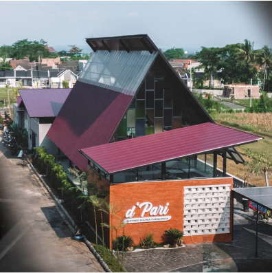 Fasilitas D'Pari Resto termasuk sangat lengkap