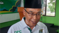 Ketua Dewan Tanfidz Dewan Pimpinan Cabang Partai Kebangkitan Bangsa (DPC PKB) Purbalingga Aman Waliyudin Ketua Dewan Tanfidz Dewan Pimpinan Cabang Partai Kebangkitan Bangsa (DPC PKB) Purbalingga Aman Waliyudin