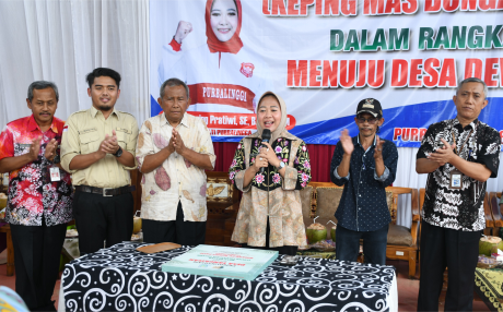 Bupati Purbalingga, Dyah Hayuning Pratiwi mengukuhkan Desa Tangkisan, Kecamatan Mrebet sebagai Desa Devisa, Jum'at 6 September 2024.