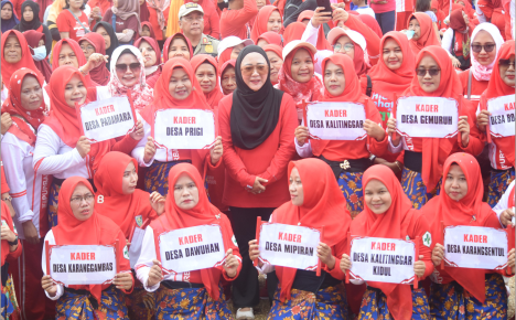 Bupati Purbalingga, Dyah Hayuning Pratiwi saat Germas di Kecamatan Padamara, Prevalensi Stunting Padamara Jadi 10,7% Bupati Purbalingga, Dyah Hayuning Pratiwi saat Germas di Kecamatan Padamara, Prevalensi Stunting Padamara Jadi 10,7%