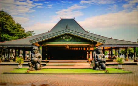 Anjungan Rumah Adat Daerah Istimewa Yogyakarta Taman Mini Indonesia Indah menjadi tempat Puncak acara peringatan Hari Sumpah Pemuda (HSP) ke-96 tahun 2024 Anjungan Rumah Adat Daerah Istimewa Yogyakarta Taman Mini Indonesia Indah menjadi tempat Puncak acara peringatan Hari Sumpah Pemuda (HSP) ke-96 tahun 2024