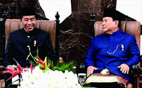 Presiden ke-7 RI Joko Widodo (Jokowi) hadir saat Prabowo dan Gibran mengambil sumpah dalam Sidang Paripurna Majelis Permusyawaratan Rakyat (MPR) dalam rangka Pelantikan Presiden dan Wakil Presiden Masa Jabatan 2024-2029 yang diselenggarakan di Gedung Nusantara MPR/DPR/DPD RI, Jakarta, Minggu 20 Oktober 2024. Presiden ke-7 RI Joko Widodo (Jokowi) hadir saat Prabowo dan Gibran mengambil sumpah dalam Sidang Paripurna Majelis Permusyawaratan Rakyat (MPR) dalam rangka Pelantikan Presiden dan Wakil Presiden Masa Jabatan 2024-2029 yang diselenggarakan di Gedung Nusantara MPR/DPR/DPD RI, Jakarta, Minggu 20 Oktober 2024.