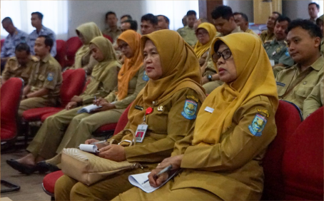 PPID Kabupaten Purbalingga Raih Skor 99,5 Visitasi Komisi Informasi Provinsi (KIP) Jawa Tengah untuk pejabat Pengelola Informasi dan Dokumentasi (PPID) di Operation Room Graha Adiguna, Komplek Pendopo Dipokusumo, Purbalingga, Senin 4 November 2024.
