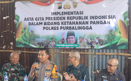 Kapolres Purbalingga AKBP Rosyid Hartanto terus berkomitmen pelaksanaan program Asta Cita Presiden Republik Indonesia, Prabowo Subianto dalam bentuk program ketahanan pangan di Desa Selakambang, Kecamatan Kaligondang, Kabupaten PurbaIingga, Selasa 19 November 2024. Kapolres Purbalingga AKBP Rosyid Hartanto terus berkomitmen pelaksanaan program Asta Cita Presiden Republik Indonesia, Prabowo Subianto dalam bentuk program ketahanan pangan di Desa Selakambang, Kecamatan Kaligondang, Kabupaten PurbaIingga, Selasa 19 November 2024.