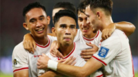 Tim Nasional (Timnas) Indonesia unggul dari Timnas Arab Saudi dengan skor 2-0 dalam klasemen Grup C dalam putaran ketiga Kualifikasi Piala Dunia 2026 zona Asia, di Stadion Utama Gelora Bung Karno (SUGBK), Jakarta, Selasa 19 November 2024. Tim Nasional (Timnas) Indonesia unggul dari Timnas Arab Saudi dengan skor 2-0 dalam klasemen Grup C dalam putaran ketiga Kualifikasi Piala Dunia 2026 zona Asia, di Stadion Utama Gelora Bung Karno (SUGBK), Jakarta, Selasa 19 November 2024.