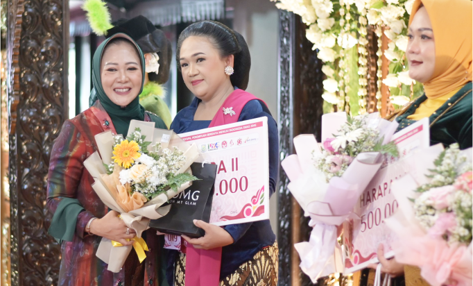 Dindikbud Purbalingga juara 2 Parade Kebaya 2024 Dindikbud Purbalingga juara 2 Parade Kebaya 2024