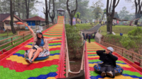 Goa Lawa Purbalingga Boomerang Rainbow Slide Goa Lawa Purbalingga Boomerang Rainbow Slide