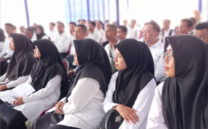 Sebanyak 2200 tenaga honorer di lingkungan Pemkab Purbalingga menyelenggarakan Seleksi Kompetensi (Selkom) untuk Pegawai Pemerintah dengan Perjanjian Kerja (PPPK). Sebanyak 2200 tenaga honorer di lingkungan Pemkab Purbalingga menyelenggarakan Seleksi Kompetensi (Selkom) untuk Pegawai Pemerintah dengan Perjanjian Kerja (PPPK).