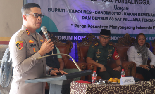 Kapolres Purbalingga AKBP Achmad Akbar berkomitmen siap berkolaborasi dengan Pondok Pesantren (Ponpes) di Kabupaten Purbalingga Kapolres Purbalingga AKBP Achmad Akbar berkomitmen siap berkolaborasi dengan Pondok Pesantren (Ponpes) di Kabupaten Purbalingga