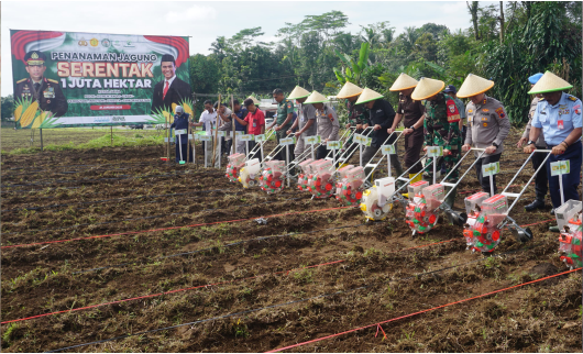 Polres Purbalingga berkomitmen mendukung ketahanan pangan dengan melaksanakan program Polri penanaman jagung serentak satu juta hektare. Polres Purbalingga berkomitmen mendukung ketahanan pangan dengan melaksanakan program Polri penanaman jagung serentak satu juta hektare.