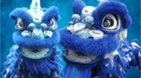 Barongsai adalah tarian tradisional yang kerap tampil dalam pertunjukan saat perayaan Imlek.