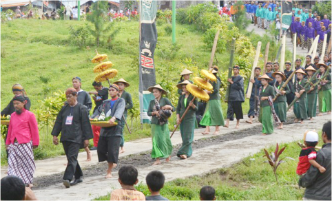 Kali pertama Festival Gunung Slamet (FGS)  terselanggara 4-6 Juni 2015 dan Tri Daya Kartika sebagai Ketua Panitia Penyelenggara.