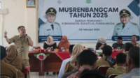 Kepala Bapelitbangda Purbalingga, Kusmartadi, dalam Musrenbangcam dapil 1 yang meliputi Kecamatan Purbalingga, Kemangkon, dan Bukateja, di Aula Kecamatan Purbalingga, Senin 24 Februari 2025 Kepala Bapelitbangda Purbalingga, Kusmartadi, dalam Musrenbangcam dapil 1 yang meliputi Kecamatan Purbalingga, Kemangkon, dan Bukateja, di Aula Kecamatan Purbalingga, Senin 24 Februari 2025