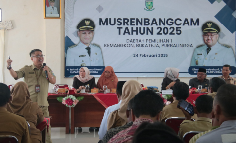 Kepala Bapelitbangda Purbalingga, Kusmartadi, dalam Musrenbangcam dapil 1 yang meliputi Kecamatan Purbalingga, Kemangkon, dan Bukateja, di Aula Kecamatan Purbalingga, Senin 24 Februari 2025 Kepala Bapelitbangda Purbalingga, Kusmartadi, dalam Musrenbangcam dapil 1 yang meliputi Kecamatan Purbalingga, Kemangkon, dan Bukateja, di Aula Kecamatan Purbalingga, Senin 24 Februari 2025