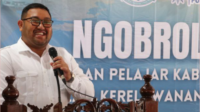 Wakil Bupati Purbalingga, Dimas Prasetyahani mengajak kalangan pelajar untuk mulai berperan aktif dalam bidang kebencanaan, khususnya dalam hal mitigasi bencana. Wakil Bupati Purbalingga, Dimas Prasetyahani mengajak kalangan pelajar untuk mulai berperan aktif dalam bidang kebencanaan, khususnya dalam hal mitigasi bencana.