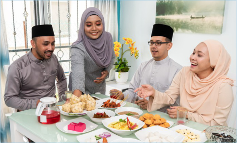 Anjuran Makan Sahur Sesuai Sunah Rasul Nabi Muhammad SAW. Sumber Foto: Stockphoto/Rizal Mansor Anjuran Makan Sahur Sesuai Sunah Rasul Nabi Muhammad SAW. Sumber Foto: Stockphoto/Rizal Mansor