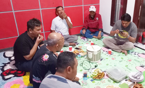 Makna Istilah Iftar dan Asal Katanya