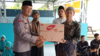 Kapolsek Bobotsari, AKP Sarno Ujianto saat Safari Buka Puasa Kamtibmas di Lembaga Kesejahteraan Sosial Anak (LKSA) Muhammadiyah Bobotsari, Minggu 16 Maret 2025 sore. Kapolsek Bobotsari, AKP Sarno Ujianto saat Safari Buka Puasa Kamtibmas di Lembaga Kesejahteraan Sosial Anak (LKSA) Muhammadiyah Bobotsari, Minggu 16 Maret 2025 sore.
