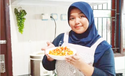 Adinda Retindra Putri, Siswa SMP Negeri 1 Purbalingga Punya Hobi Memasak Ingin Jadi Chef Adinda Retindra Putri, Siswa SMP Negeri 1 Purbalingga Punya Hobi Memasak Ingin Jadi Chef
