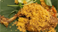 Ayam goreng kremes Ayam goreng kremes