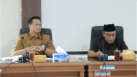 Wakil Ketua 1 H. Aman Waliyudin dan Wakil Ketua 2 DPRD Aris Widiarso saat menerima audensi Ketua KPU Kabupaten Purbalingga Zamaahsari dan anggota, di Ruang Kepanitiaan DPRD, Rabu 21 Mei 2025 siang Wakil Ketua 1 H. Aman Waliyudin dan Wakil Ketua 2 DPRD Aris Widiarso saat menerima audensi Ketua KPU Kabupaten Purbalingga Zamaahsari dan anggota, di Ruang Kepanitiaan DPRD, Rabu 21 Mei 2025 siang