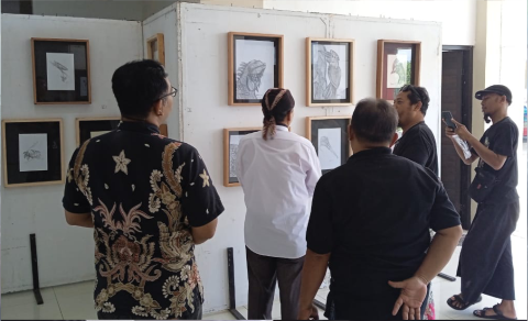 Djentot Subechi Seniman Gambar Purbalingga Pamerkan 54 Karya dalam Jalma