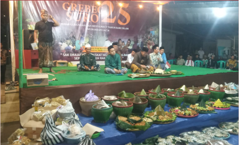 rebeg Suro menyambut datangnya bulan Muharram tepatnya pada tanggal 1 Muharram 1447 Hijriah di Dusun Kembaran, Desa Cipawon Kecamatan Bukateja, Kabupaten Purbalingga berlangsung meriah namun khidmat.