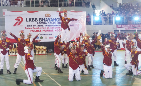Sebanyak 48 tim ambil bagian dalam lomba tahunan yang kini memasuki edisi ketiga ini.