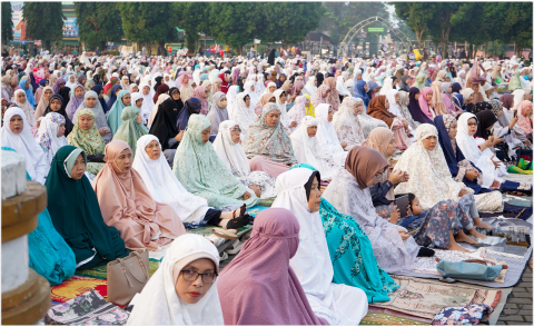 Ribuan umat muslim melaksanakan Salat Iduladha 1446 Hijriah di Alun-Alun Purbalingga, Jumat 6 Juni 2025. Ribuan umat muslim melaksanakan Salat Iduladha 1446 Hijriah di Alun-Alun Purbalingga, Jumat 6 Juni 2025.