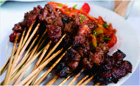 Spesial Iduladha, Waspada Makan Daging Sapi dan Kambing Berlebihan Spesial Iduladha, Waspada Makan Daging Sapi dan Kambing Berlebihan