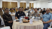 Direktur Polmathik Taufik Dwi Laksono bersama Plt Bupati Purbalingga Dimas Prasetyahani, dan Ketua Kadin Purbalingga Dhoni Kurniawan saat menghadiri Dies Natalis ke-2 Politeknik Madyathika (Polmathik) Purbalingga sekaligus peluncuran Himpunan Pengusaha Muda Indonesia Perguruan Tinggi (HIPMI PT), di kampus Polmathik, Senin 21 Juli 2025. Direktur Polmathik Taufik Dwi Laksono bersama Plt Bupati Purbalingga Dimas Prasetyahani, dan Ketua Kadin Purbalingga Dhoni Kurniawan saat menghadiri Dies Natalis ke-2 Politeknik Madyathika (Polmathik) Purbalingga sekaligus peluncuran Himpunan Pengusaha Muda Indonesia Perguruan Tinggi (HIPMI PT), di kampus Polmathik, Senin 21 Juli 2025.