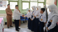 Badan Amil Zakat Nasional (BAZNAS) Kabupaten Purbalingga menyalurkan bantuan Pendidikan untuk 51 murid SMP Negeri 2 Rembang. Badan Amil Zakat Nasional (BAZNAS) Kabupaten Purbalingga menyalurkan bantuan Pendidikan untuk 51 murid SMP Negeri 2 Rembang.