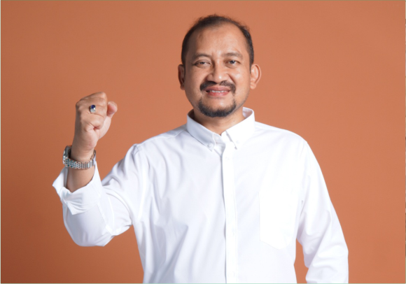 Bupati Pemalang Anom Widiyantoro memastikan akan mengumpulkan dan memberikan pengarahan kepada pengurus Koperasi Merah Putih Bupati Pemalang Anom Widiyantoro memastikan akan mengumpulkan dan memberikan pengarahan kepada pengurus Koperasi Merah Putih