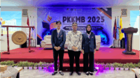 Direktur Politeknik Madyathika (Polmathik) Purbalingga, Dr. Ir. Taufik Dwi Laksono, S.T., M.T., IPM., ASEAN Eng., ACPE usai penyematan jas almamater secara simbolis kepada mahasiswa baru tahun akademik 2005/2026, di kampus itu, Senin 1 Agustus 2025 Direktur Politeknik Madyathika (Polmathik) Purbalingga, Dr. Ir. Taufik Dwi Laksono, S.T., M.T., IPM., ASEAN Eng., ACPE usai penyematan jas almamater secara simbolis kepada mahasiswa baru tahun akademik 2005/2026, di kampus itu, Senin 1 Agustus 2025