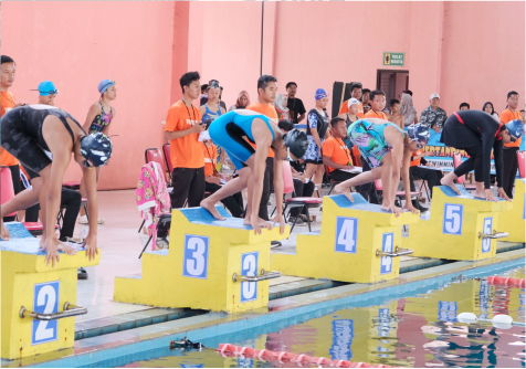 Sebanyak 416 peserta dari 27 klub renang Kabupaten Pemalang mengikuti Kejuaraan Renang Piala Dandim 0711/Pemalang Tahun 2025. Sebanyak 416 peserta dari 27 klub renang Kabupaten Pemalang mengikuti Kejuaraan Renang Piala Dandim 0711/Pemalang Tahun 2025.