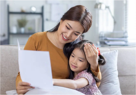 Setiap bulan Oktober, bangsa Indonesia memperingati Bulan Bahasa dan Sastra Indonesia. Hal ini sebagai bentuk penghormatan terhadap bahasa persatuan.