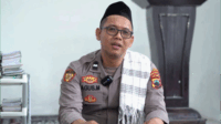 Aipda Agus Miswanto, Pendiri dan Pengasuh Majelis Taklim Munajat dan Sholawat Nduwur Kali Daruttaqwa berlokasi di Desa Brobot, Kecamatan Bojongsari Aipda Agus Miswanto, Pendiri dan Pengasuh Majelis Taklim Munajat dan Sholawat Nduwur Kali Daruttaqwa berlokasi di Desa Brobot, Kecamatan Bojongsari