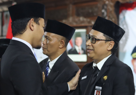 R.Budi Setiawan yang tadinya Kepala Dinporapar kini menjadi Kepala Dinkominfo Kabupaten Purbalingga. R.Budi Setiawan yang tadinya Kepala Dinporapar kini menjadi Kepala Dinkominfo Kabupaten Purbalingga.