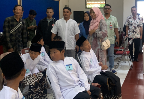 Korpri Purbalingga tunjukkan kepedulian social dengan menyelenggarakan sunatan massal gratis meriahkan HUT Ke-54.