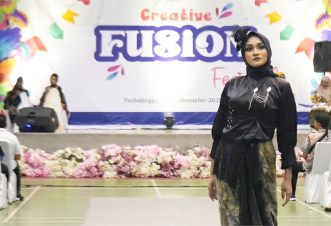 Creative Fusion Festival 2025 benar-benar semarak selama dua hari penuh, Rabu dan Kamis, 10–11 Desember 2025.