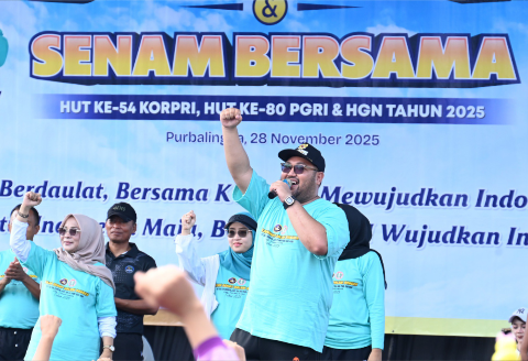 Pemerintah Kabupaten Purbalingga menggelar senam dan jalan sehat merayakan HUT ke-54 Korpri, HUT ke-80 PGRI, sekaligus menyambut Hari Guru Nasional 2025. Pemerintah Kabupaten Purbalingga menggelar senam dan jalan sehat merayakan HUT ke-54 Korpri, HUT ke-80 PGRI, sekaligus menyambut Hari Guru Nasional 2025.