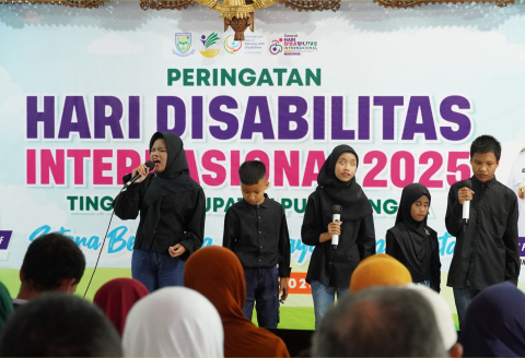 Peringatan Hari Disabilitas Internasional (HDI) ke-33, di Pendapa Dipokusumo.